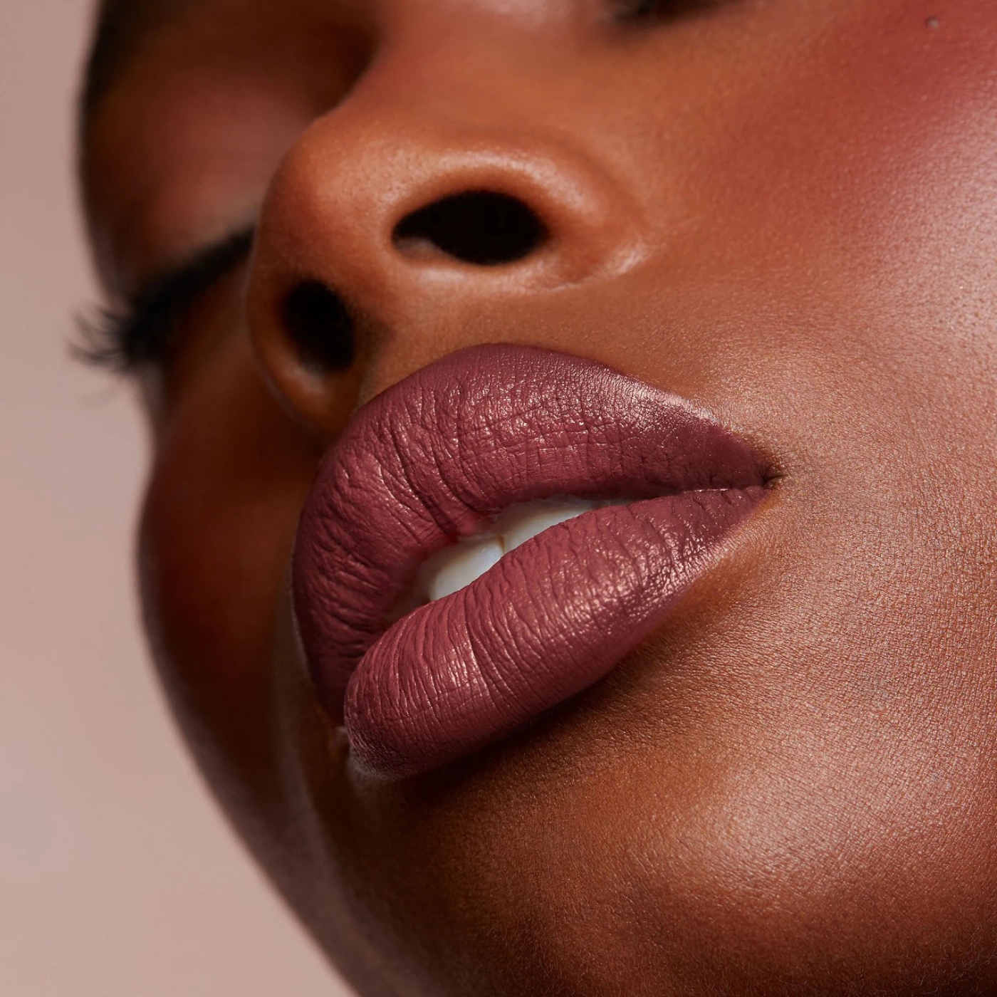 SILKY LIP CR&Egrave;ME BLUSHING (LABIAL EN CREMA)